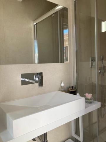 نيس Chambre Privee Au Coeur De La Ville المظهر الخارجي الصورة